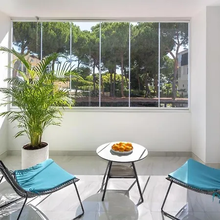 Beachside - Tennis & Golf דירה