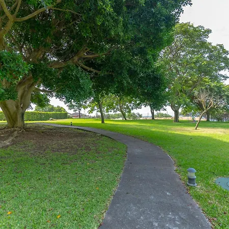 Beachside - Tennis & Golf *