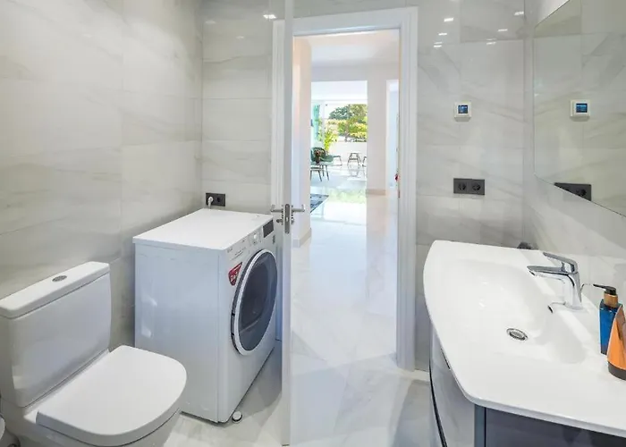 Beachside - Tennis & Golf * Marbella